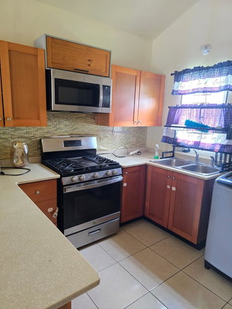 Fourth image of 901 Phoenix Village Ph3 in Phoenix Park, St. Catherine, Jamaica - property is For Rent