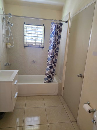 Ninth image of 901 Phoenix Village Ph3 in Phoenix Park, St. Catherine, Jamaica - property is For Rent