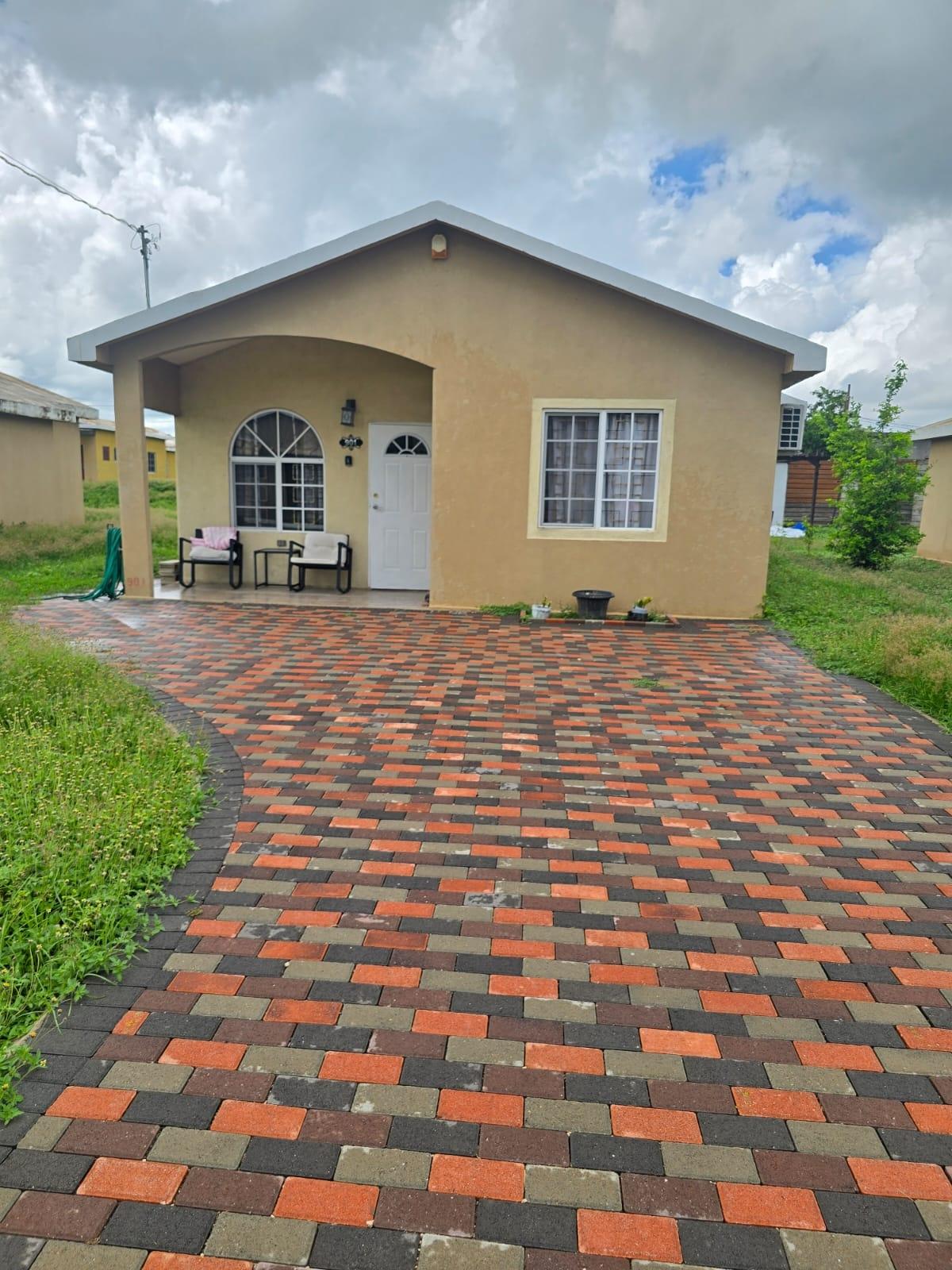First image of 901 Phoenix Village Ph3 in Phoenix Park, St. Catherine, Jamaica - property is For Rent