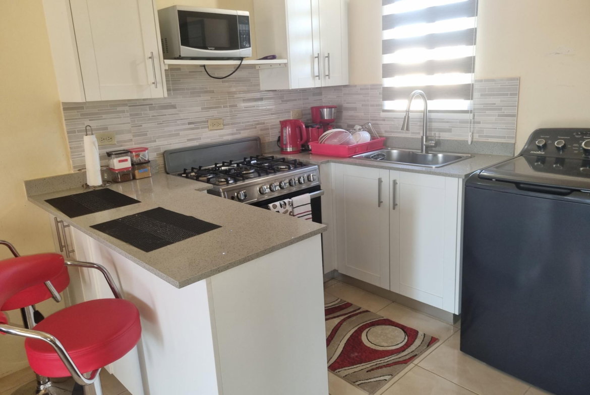 Seventh image of 1115 Navy Crescent Phoenix Par in Phoenix Park, St. Catherine, Jamaica - property is For Rent