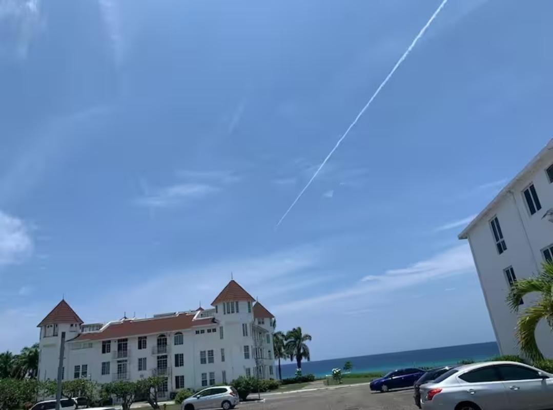 Furnished-1-Bedroom-Ocean-View-Apartment-for-Rent-at-Seacastles-Montego-Bay Second image of Unit 2- Seacastles, Montego Bay in Rose Hall, St. James, Jamaica - property is For Rent
