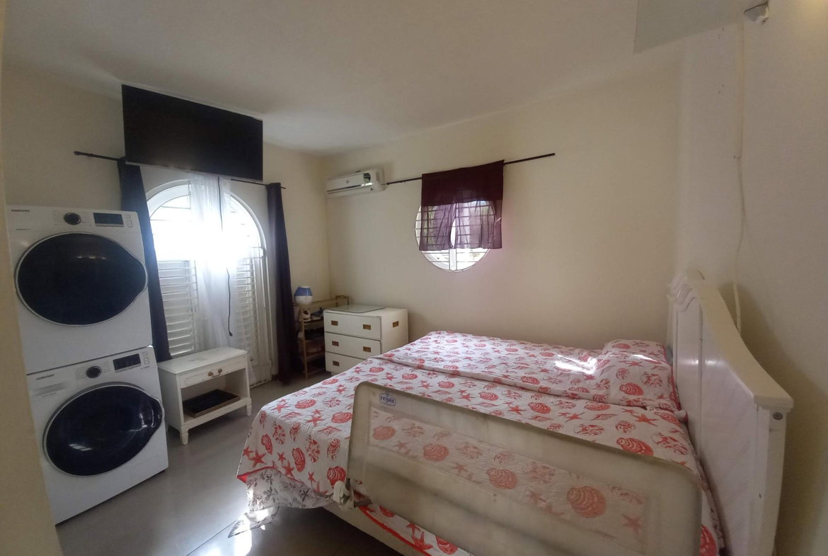 Nineteenth image of 14c- Columbus Heights in Ocho Rios, St. Ann, Jamaica - property is For Rent