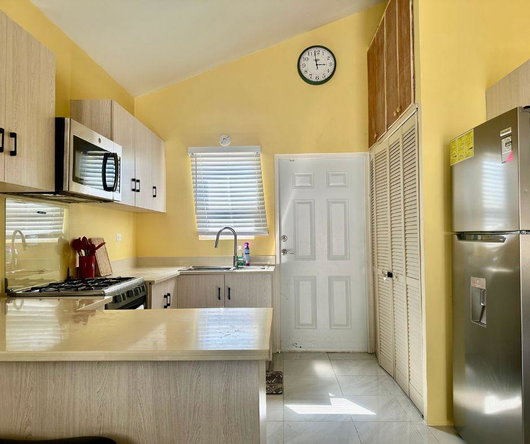 Eleventh image of 598 Camelot Village in Discovery Bay, St. Ann, Jamaica - property is For Rent