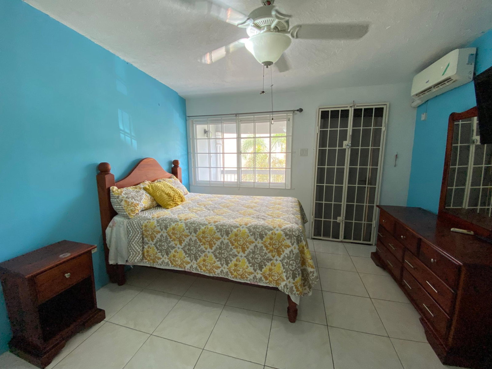 Eleventh image of 19 Lignum Way in Kingston 6, St. Andrew, Jamaica - property is For Rent