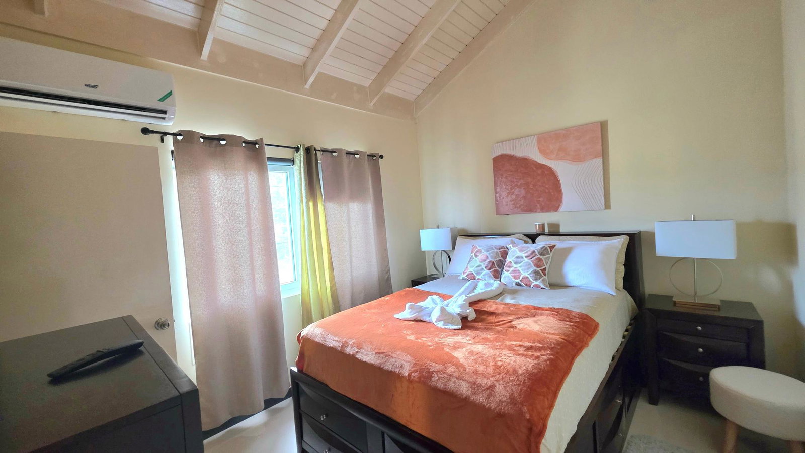 Fifteenth image of 69- Edmund Ridge Rosehall in Montego Bay, St. James, Jamaica - property is For Rent