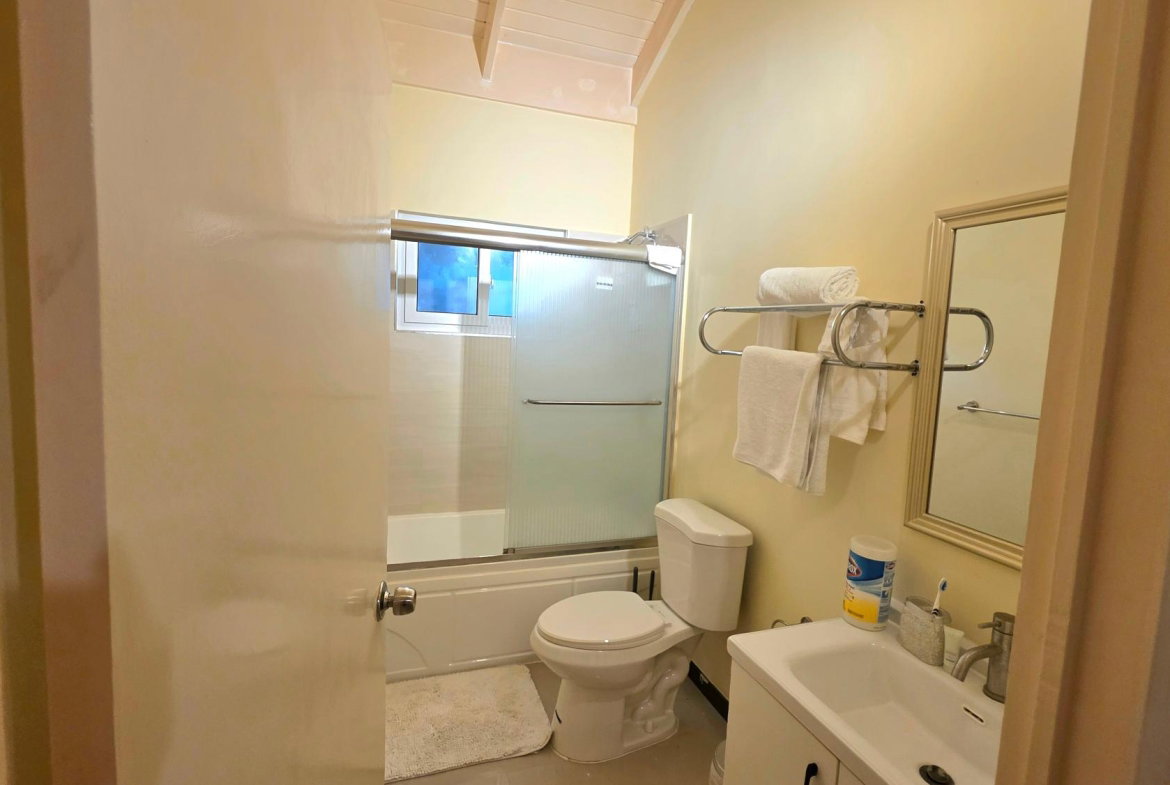 Tenth image of 69- Edmund Ridge Rosehall in Montego Bay, St. James, Jamaica - property is For Rent