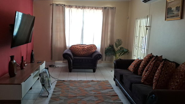 Fifth image of 3 Jacks Hill Close in Kingston 6, St. Andrew, Jamaica - property is For Rent
