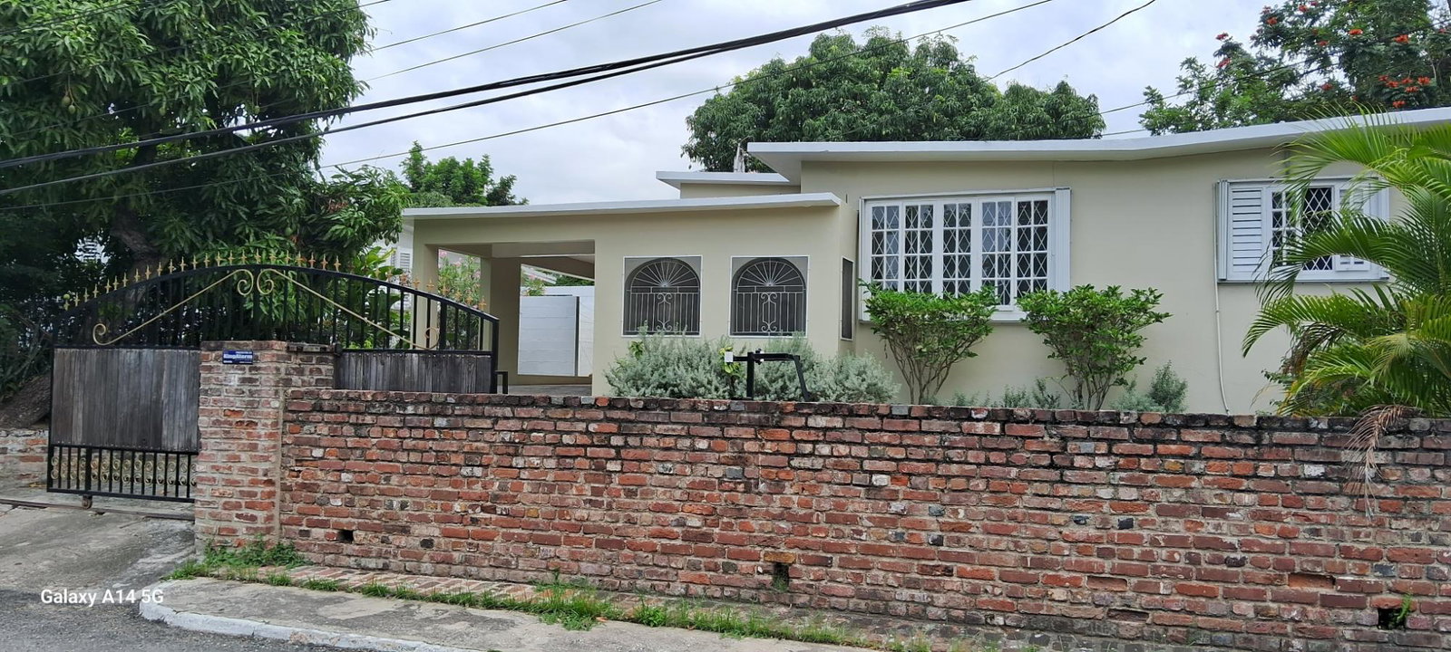 First image of 3 Jacks Hill Close in Kingston 6, St. Andrew, Jamaica - property is For Rent