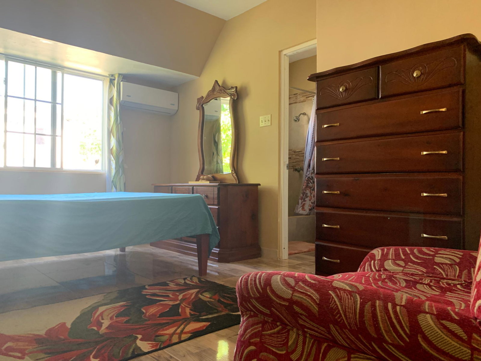 Furnished-3-Bedroom-Townhouse-for-Rent-in-Great-Pond-Ocho-Rios-St.-Ann Eleventh image of 41- Seaview Heights in Great Pond, St. Ann, Jamaica - property is For Rent