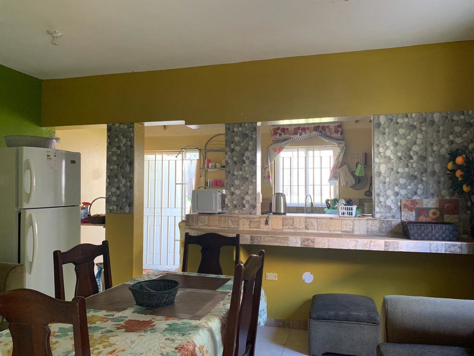 Furnished-3-Bedroom-Townhouse-for-Rent-in-Great-Pond-Ocho-Rios-St.-Ann Fourteenth image of 41- Seaview Heights in Great Pond, St. Ann, Jamaica - property is For Rent