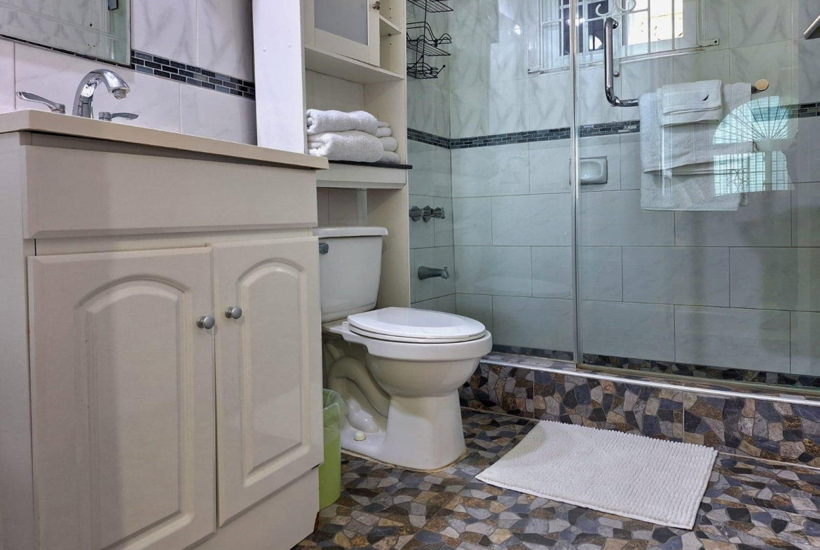 Sixteenth image of J4- Columbus Heights in Ocho Rios, St. Ann, Jamaica - property is For Rent