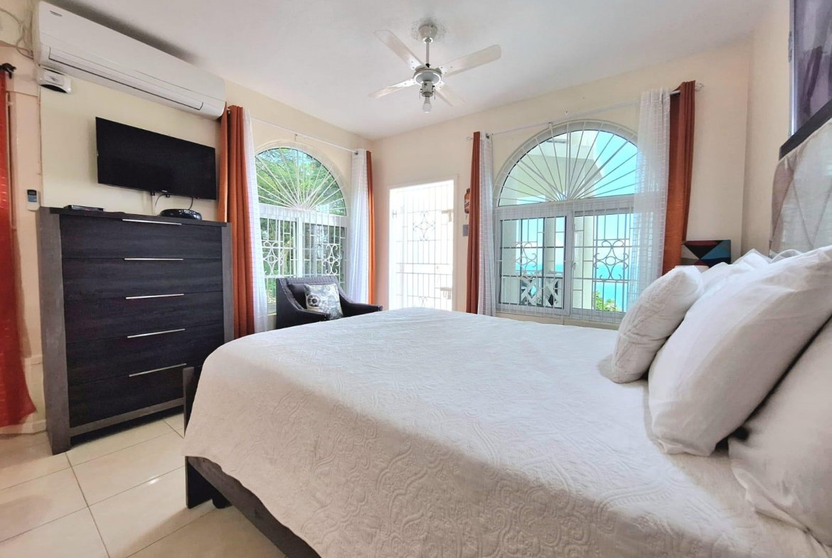 Seventh image of J4- Columbus Heights in Ocho Rios, St. Ann, Jamaica - property is For Rent