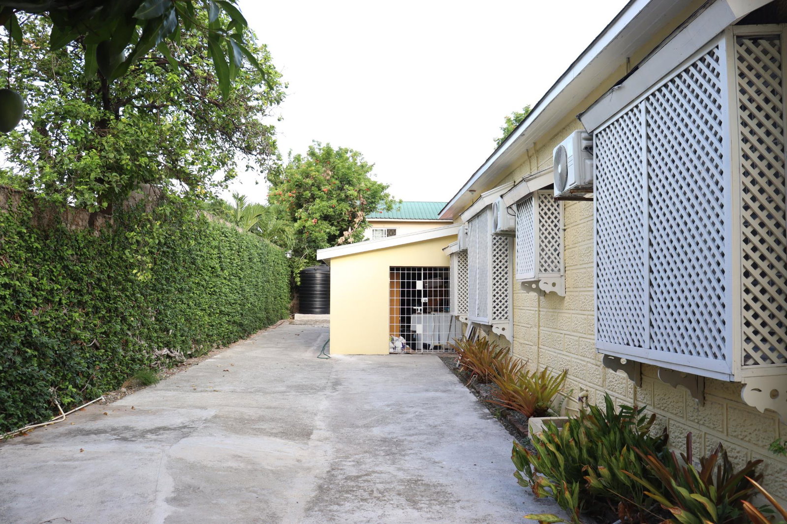 Heritage-4-Bedroom-House-for-Rent-in-St.-Andrew-Jamaica-18-Rochester-Ave Sixth image of 18 Rochester Avenue in Kingston 8, St. Andrew, Jamaica - property is For Rent