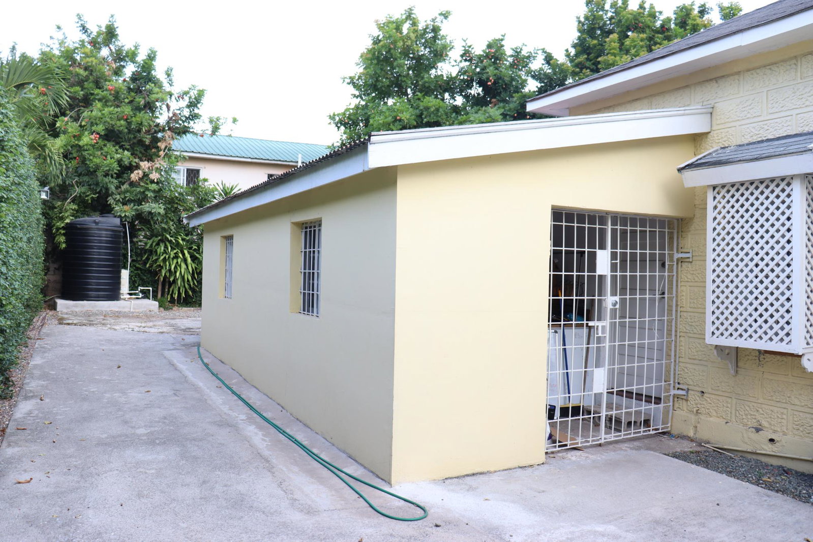Heritage-4-Bedroom-House-for-Rent-in-St.-Andrew-Jamaica-18-Rochester-Ave Seventh image of 18 Rochester Avenue in Kingston 8, St. Andrew, Jamaica - property is For Rent