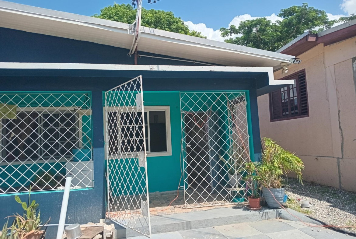 First image of 1-lot 2 1 Kingslyn Avenue, Kingst in Kingston 10, St. Andrew, Jamaica - property is For Rent