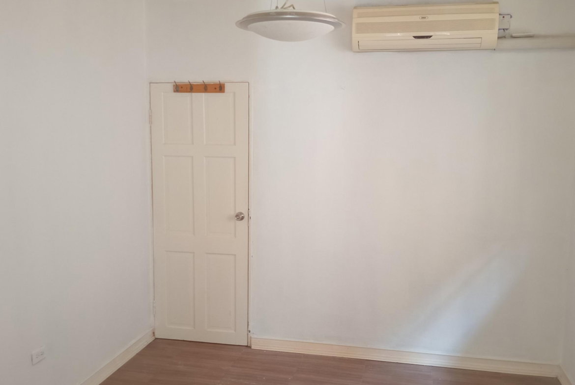 Fifth image of 1-lot 2 1 Kingslyn Avenue, Kingst in Kingston 10, St. Andrew, Jamaica - property is For Rent