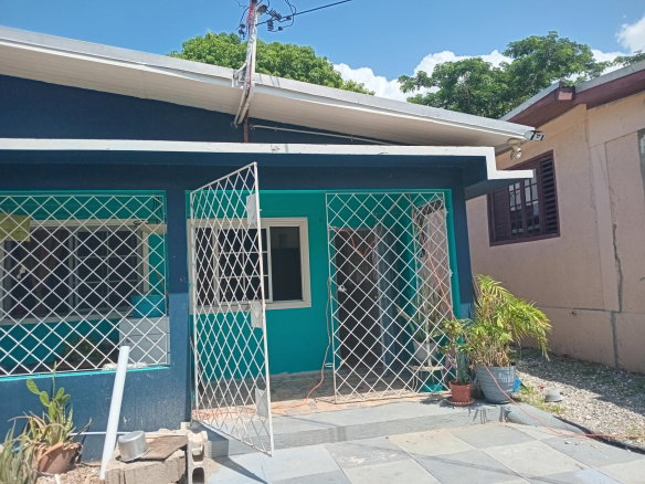 First image of 1-lot 2 1 Kingslyn Avenue, Kingst in Kingston 10, St. Andrew, Jamaica - property is For Rent