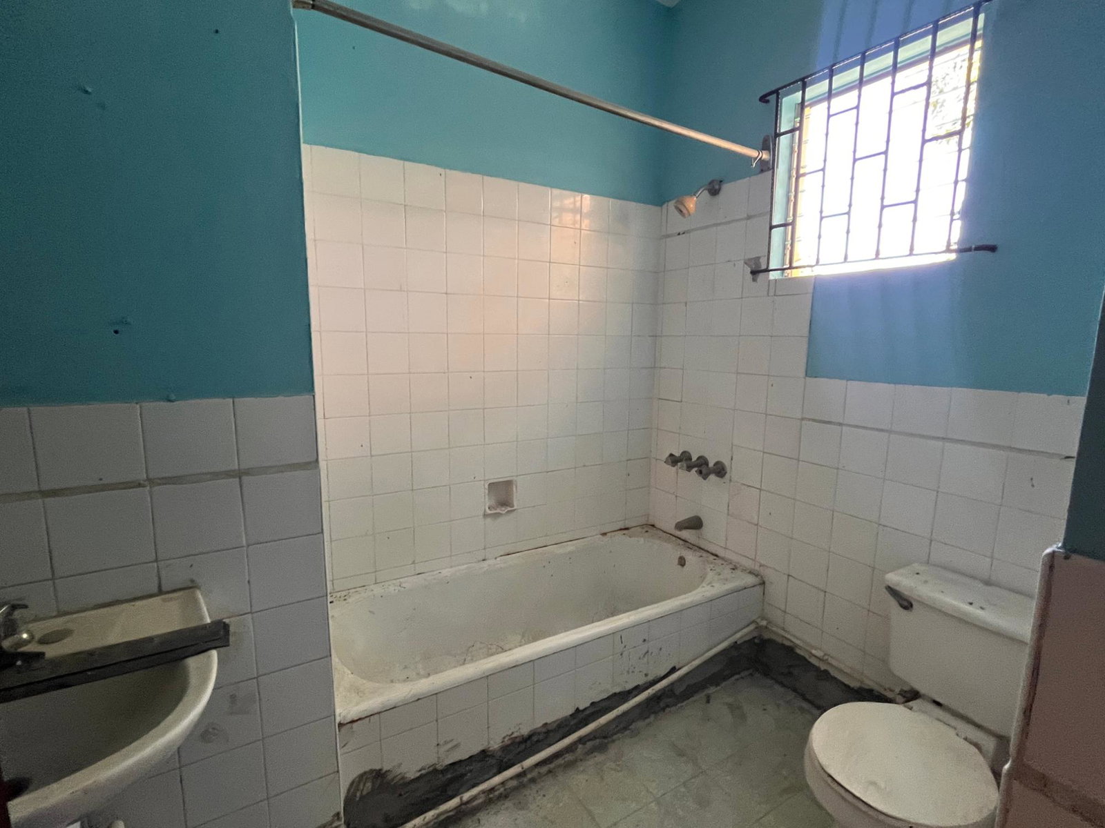 Twelfth image of 84 Barrett View Ave, Mobay in Montego Bay, St. James, Jamaica - property is For Sale