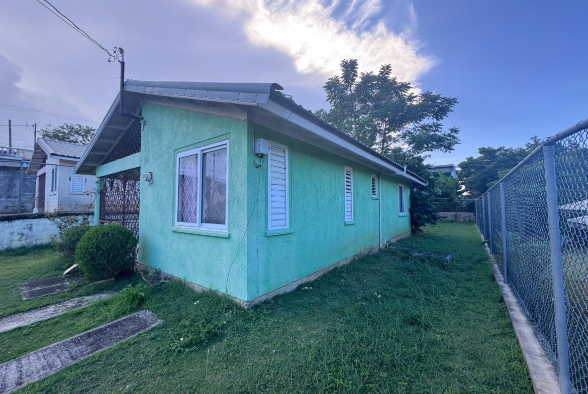 Fourth image of Duke Close, Rosevale Esta in SPOT VALLEY, St. James, Jamaica - property is For Sale
