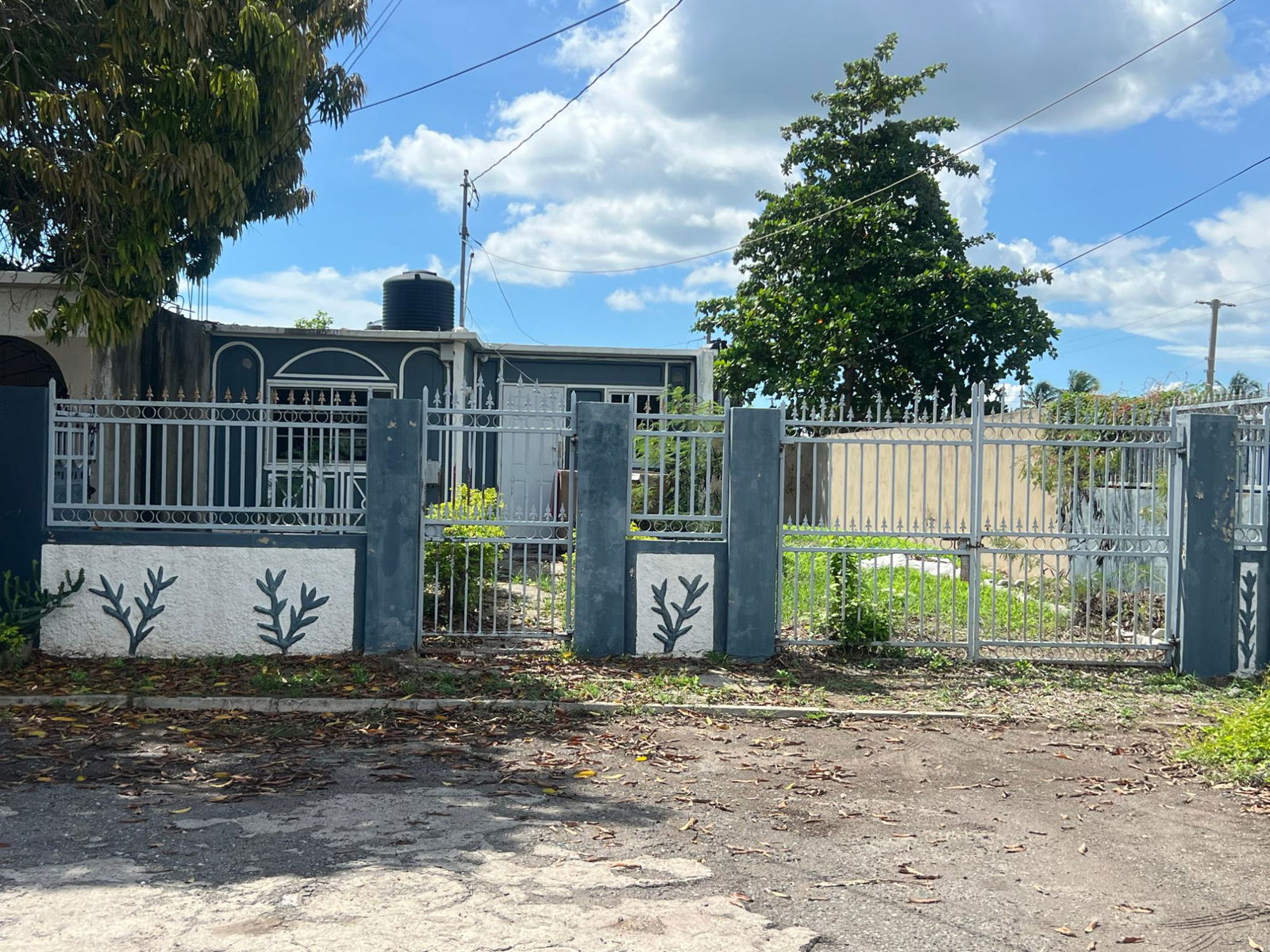 Second image of 292-sector 6e Calder ne 12th Place in Greater Portmore, St. Catherine, Jamaica - property is For Sale