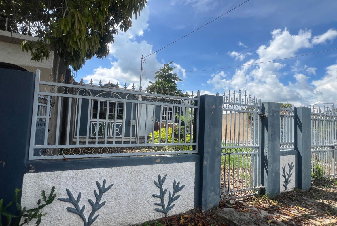 Third image of 292-sector 6e Calder ne 12th Place in Greater Portmore, St. Catherine, Jamaica - property is For Sale
