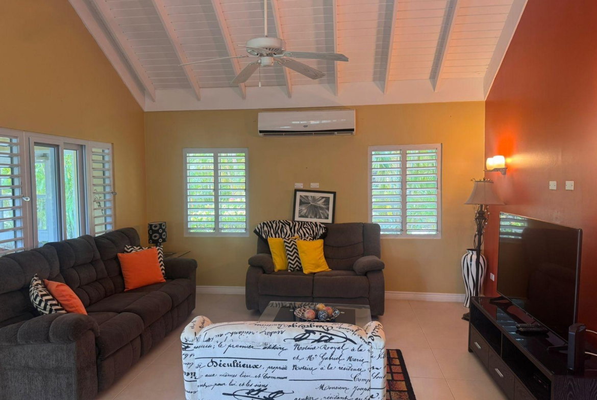 Sixth image of 89 Gardinia Avenue in Richmond, St. Ann, Jamaica - property is For Rent