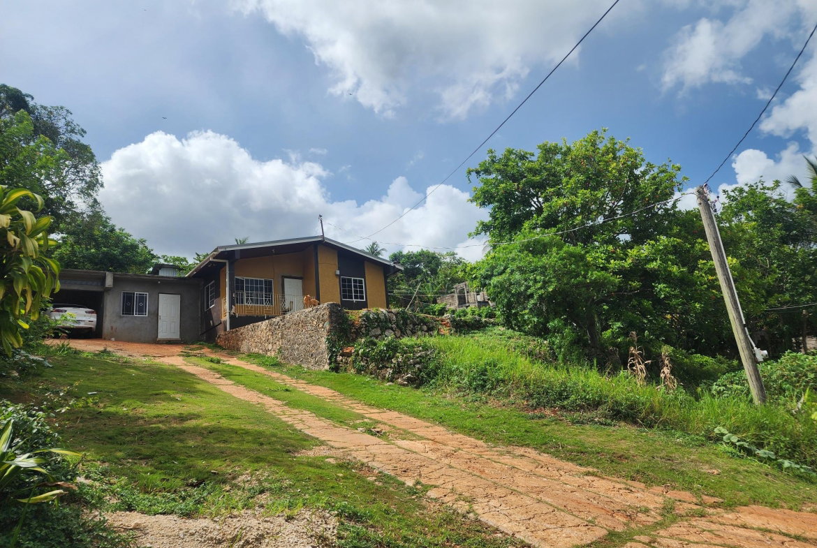 Third image of Greyground, Manchester in Grey Ground, Manchester, Jamaica - property is For Sale