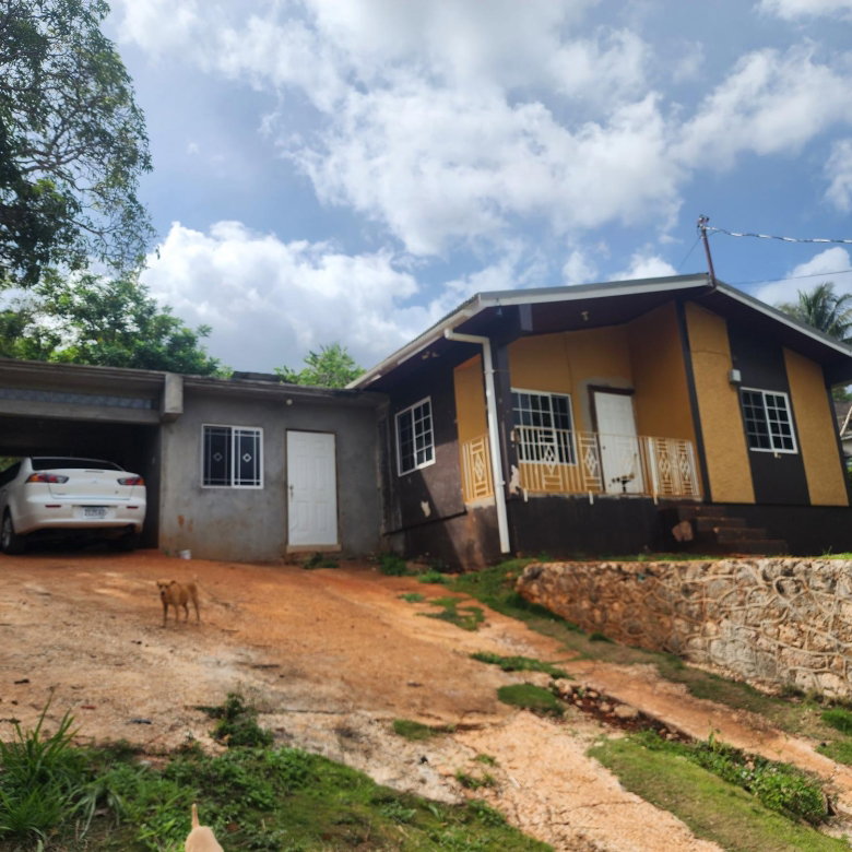 First image of Greyground, Manchester in Grey Ground, Manchester, Jamaica - property is For Sale