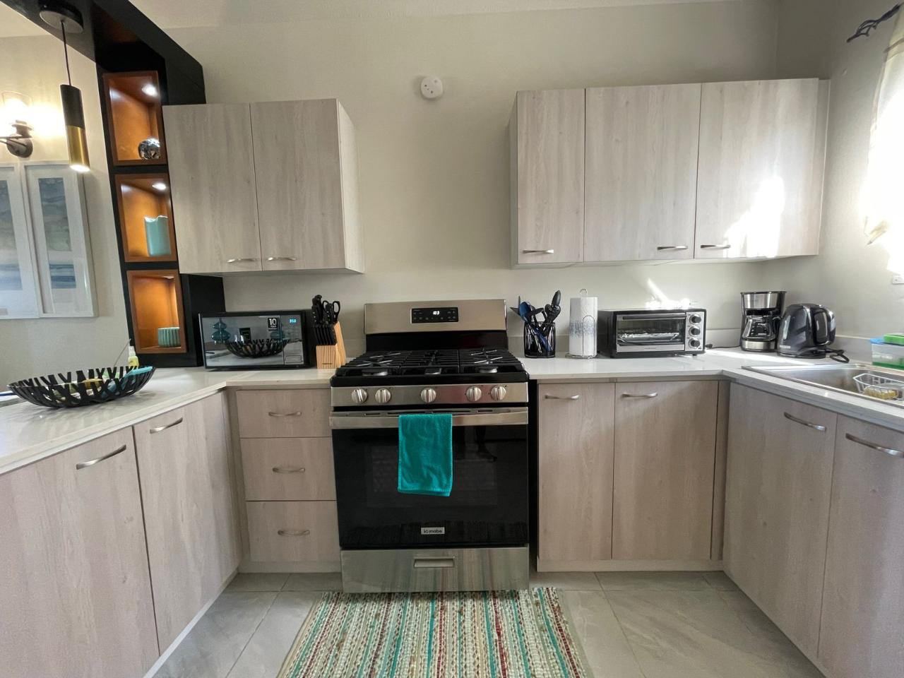 Tenth image of 355 Camelot Village ph 2 in Discovery Bay, St. Ann, Jamaica - property is For Rent