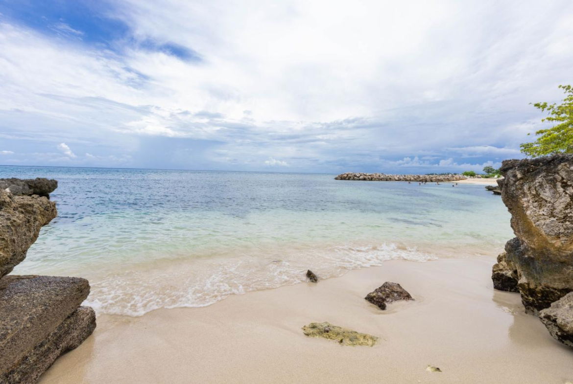 Fifth image of 143- Point-norman Manley Blvd in Point, Hanover, Jamaica - property is For Rent