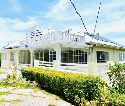 Third image of 4 Kinfaun, Port Maria in Port Maria, St. Mary, Jamaica - property is For Rent