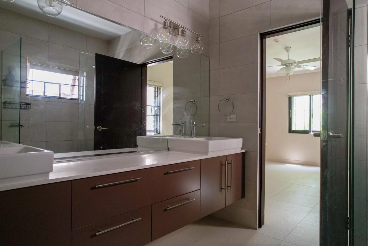 Twelfth image of 101a-21 Millsborough Avenue in Kingston 6, St. Andrew, Jamaica - property is For Rent
