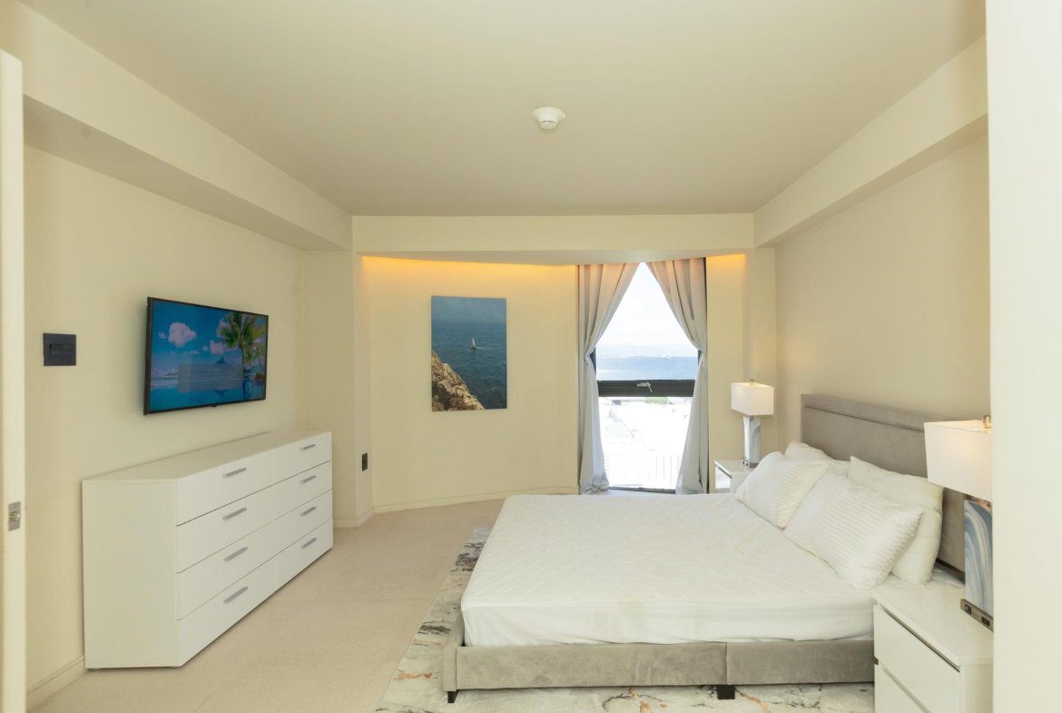 Twelfth image of 901-2-4 King Street in Kingston 2, Kingston, Jamaica - property is For Rent