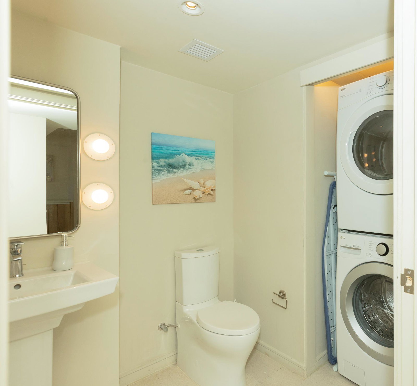 Thirteenth image of 901-2-4 King Street in Kingston 2, Kingston, Jamaica - property is For Rent