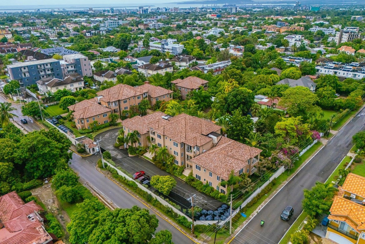 Second image of 25 Liguanea Avenue in Kingston 6, St. Andrew, Jamaica - property is For Rent