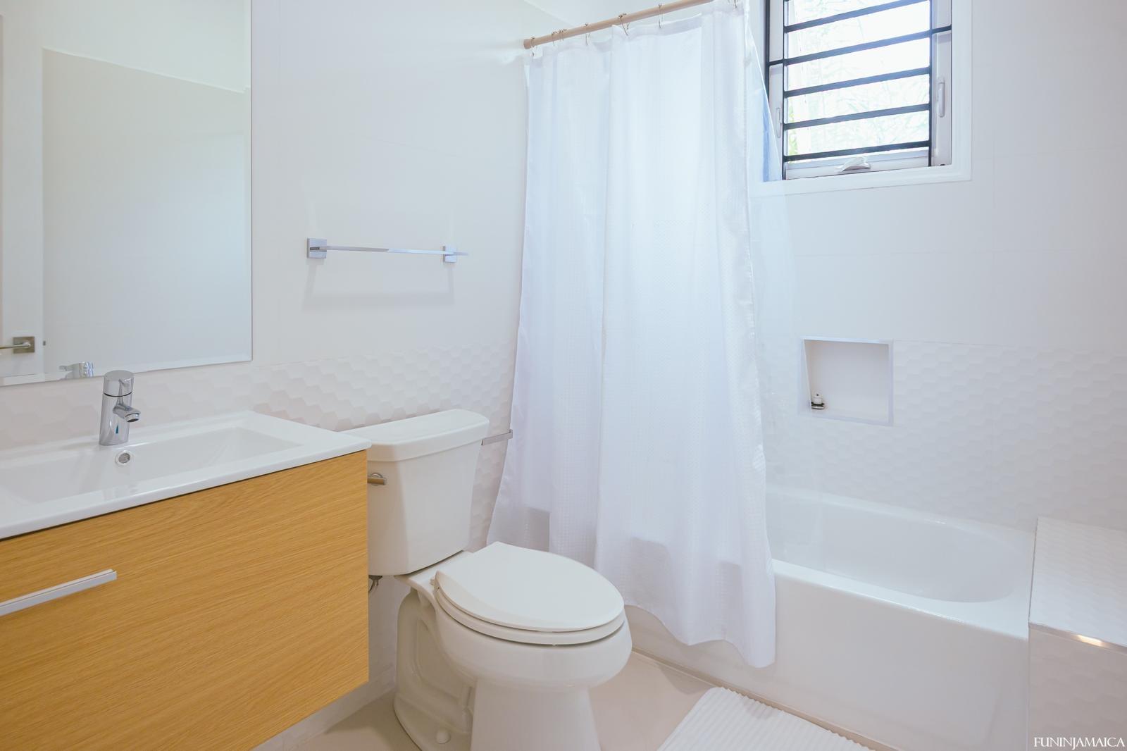 Twenty-First image of 25 Liguanea Avenue in Kingston 6, St. Andrew, Jamaica - property is For Rent