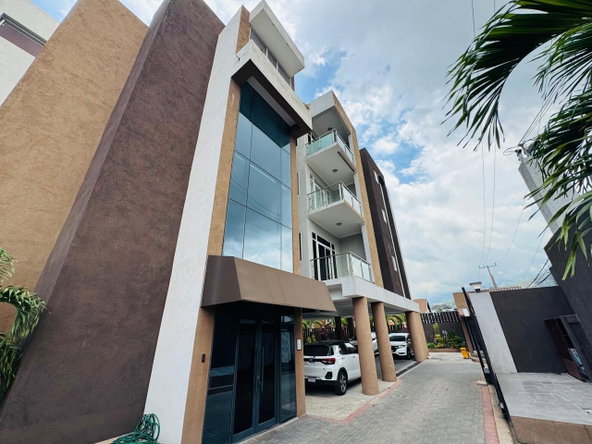 Third image of 9 Liguanea Ave, Kingston 6 in Kingston 6, St. Andrew, Jamaica - property is For Rent