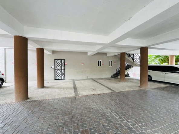 Fifth image of 9 Liguanea Ave, Kingston 6 in Kingston 6, St. Andrew, Jamaica - property is For Rent