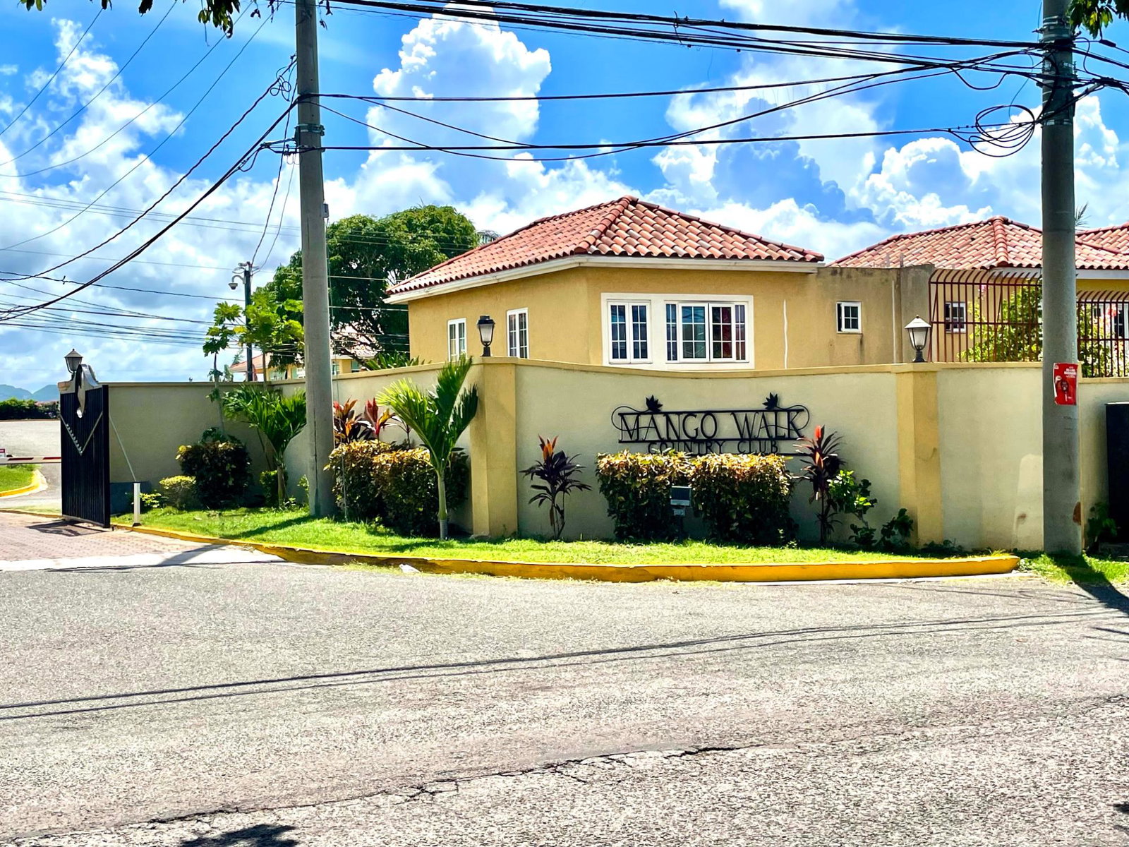 Second image of 14-14 Mango Walk Country Club in Montego Bay, St. James, Jamaica - property is For Rent