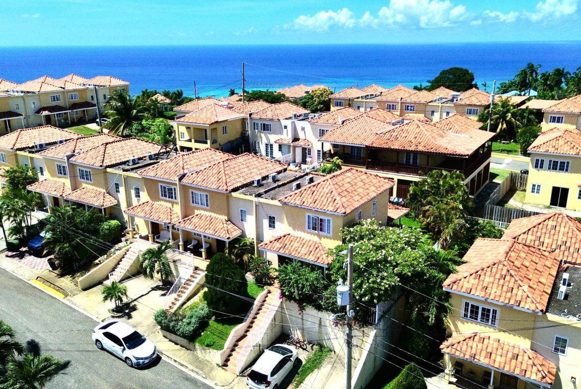 Fifth image of 14-14 Mango Walk Country Club in Montego Bay, St. James, Jamaica - property is For Rent