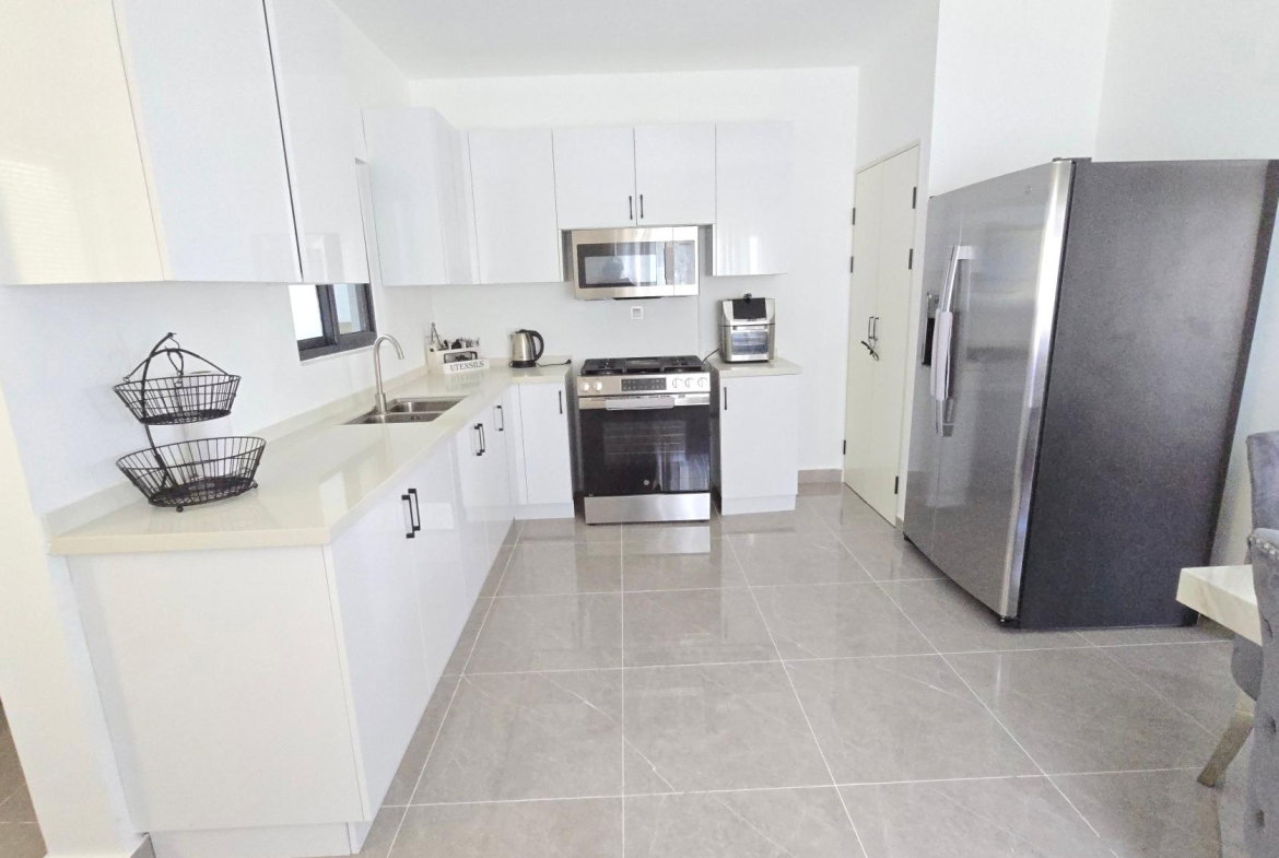 Fourth image of 696 The Savannah Vista in Runaway Bay, St. Ann, Jamaica - property is For Rent