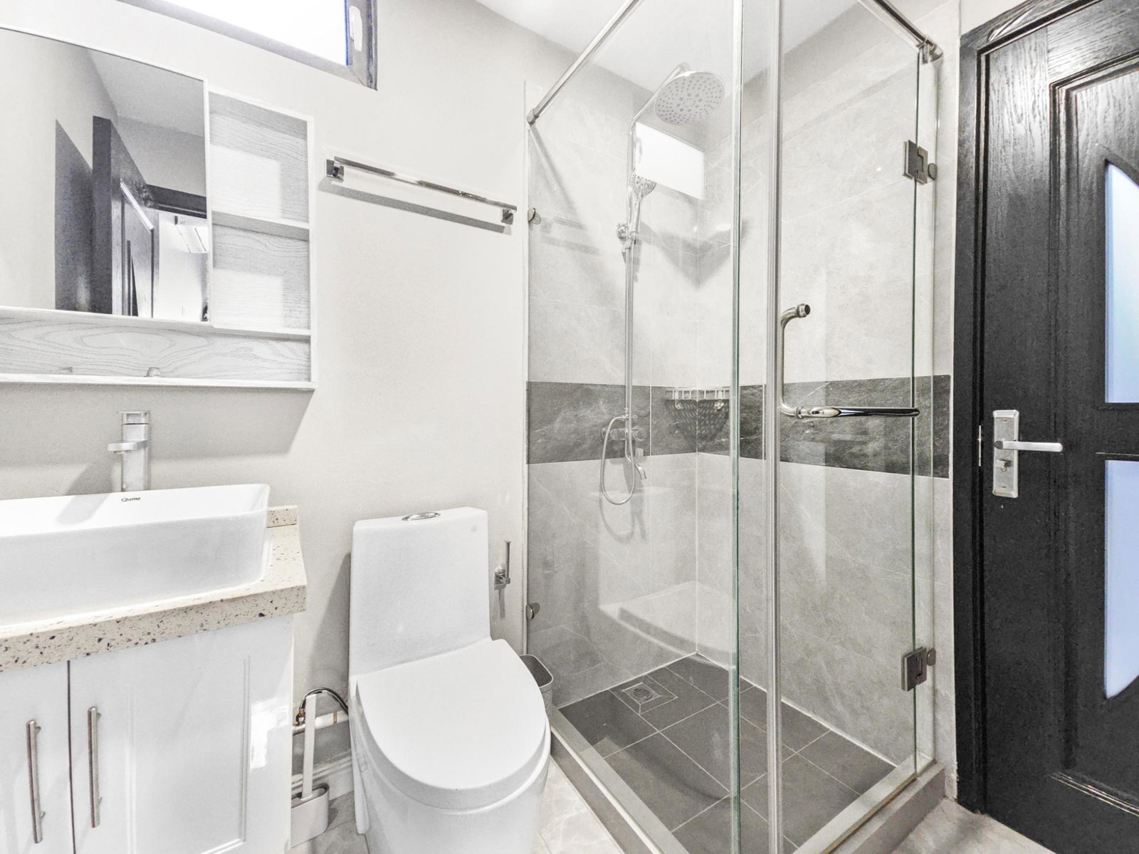 Eleventh image of 1-22 Seymour Avenue in Kingston 6, St. Andrew, Jamaica - property is For Rent