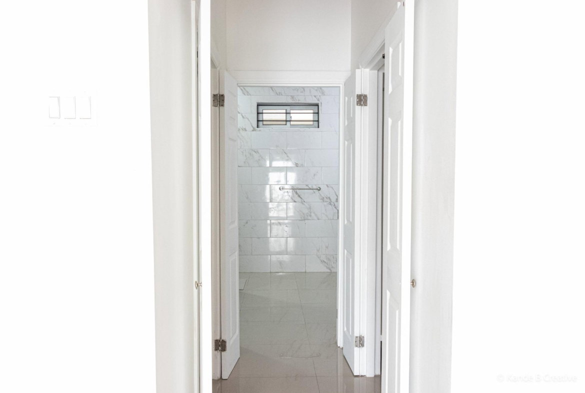 Thirteenth image of 4-11 1/2 Charlemont Avenue in Kingston 6, St. Andrew, Jamaica - property is For Rent
