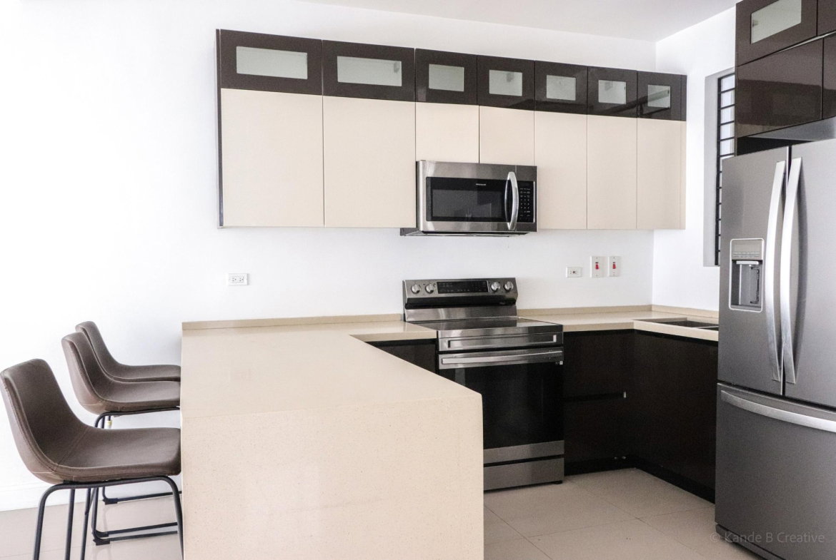 Third image of 4-11 1/2 Charlemont Avenue in Kingston 6, St. Andrew, Jamaica - property is For Rent