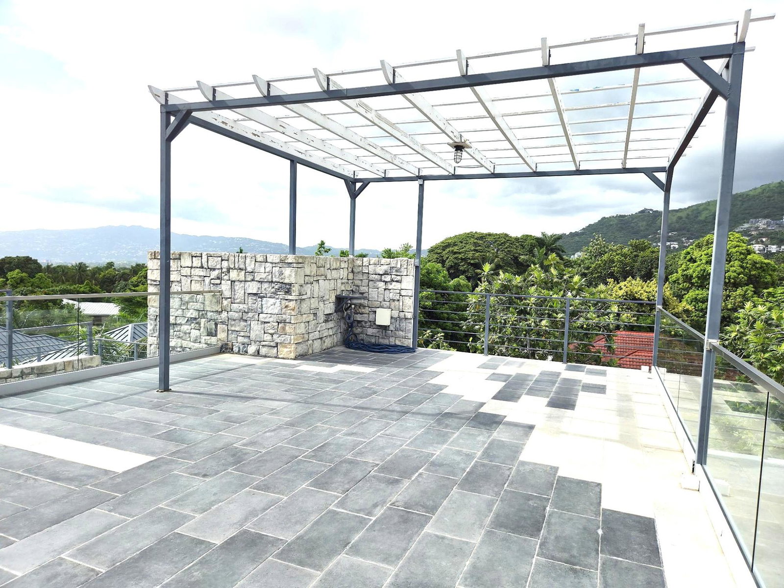 Luxury-3-Bedroom-Apartment-for-Rent-in-Liguanea-St.-Andrew-–-The-Solitaire Twenty-Fifth image of 4-11 1/2 Charlemont Avenue in Kingston 6, St. Andrew, Jamaica - property is For Rent
