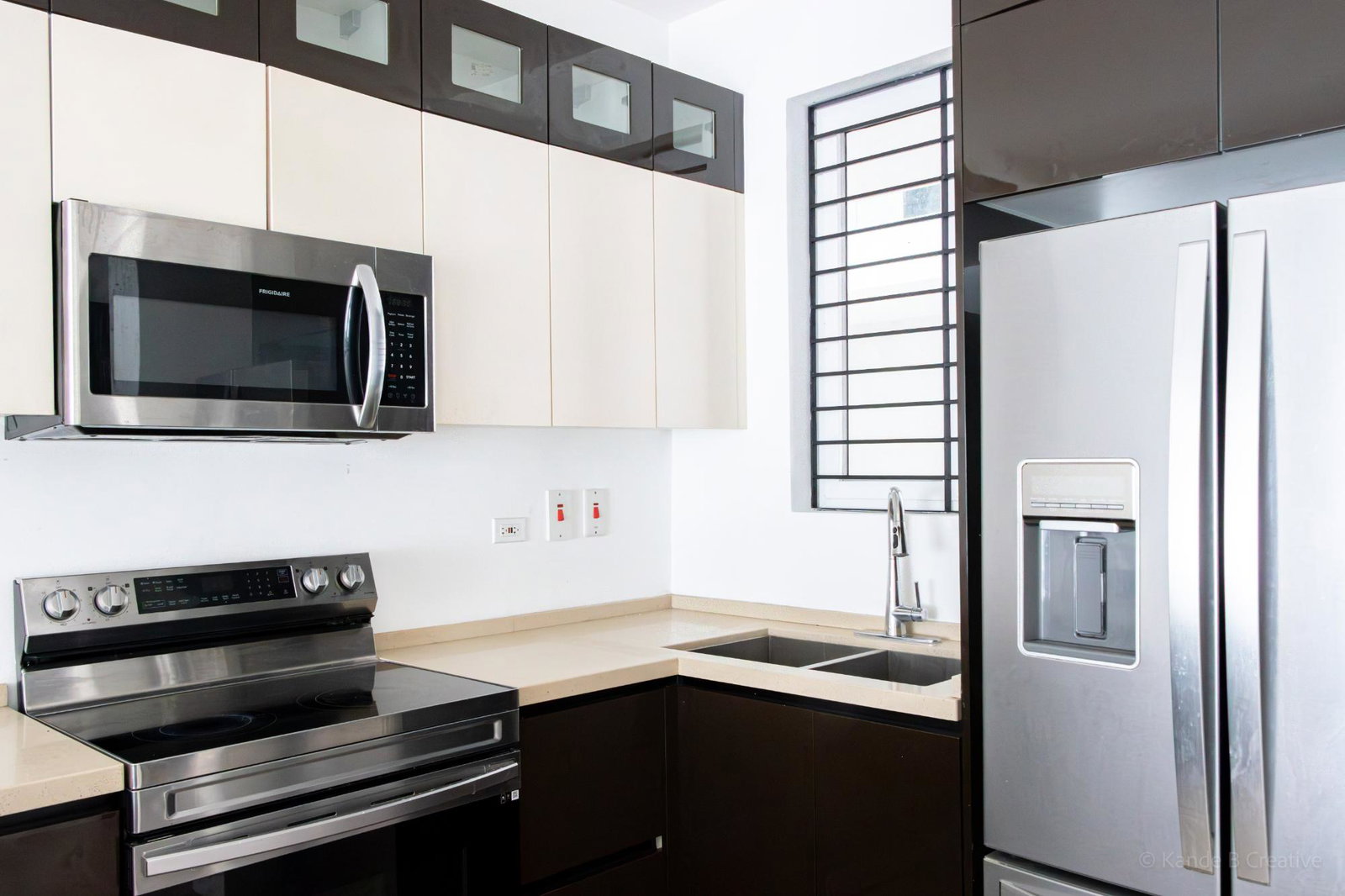 Luxury-3-Bedroom-Apartment-for-Rent-in-Liguanea-St.-Andrew-–-The-Solitaire Fourth image of 4-11 1/2 Charlemont Avenue in Kingston 6, St. Andrew, Jamaica - property is For Rent