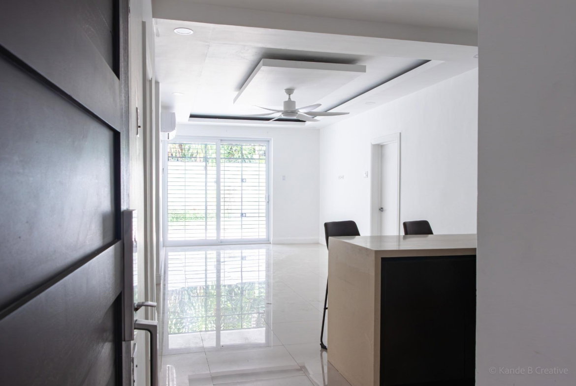 Seventh image of 4-11 1/2 Charlemont Avenue in Kingston 6, St. Andrew, Jamaica - property is For Rent