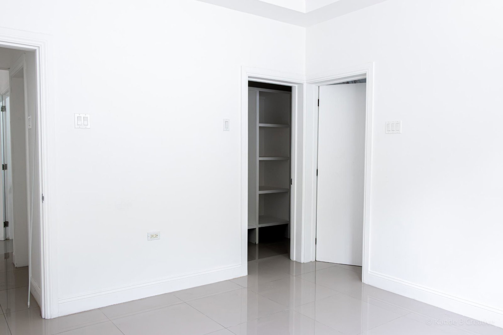 Luxury-3-Bedroom-Apartment-for-Rent-in-Liguanea-St.-Andrew-–-The-Solitaire Ninth image of 4-11 1/2 Charlemont Avenue in Kingston 6, St. Andrew, Jamaica - property is For Rent