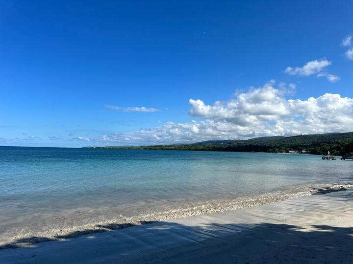 Sixteenth image of 864 The Crest, Richmond in Richmond, St. Ann, Jamaica - property is For Rent