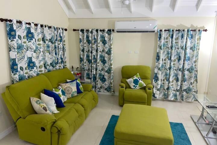 First image of 864 The Crest, Richmond in Richmond, St. Ann, Jamaica - property is For Rent